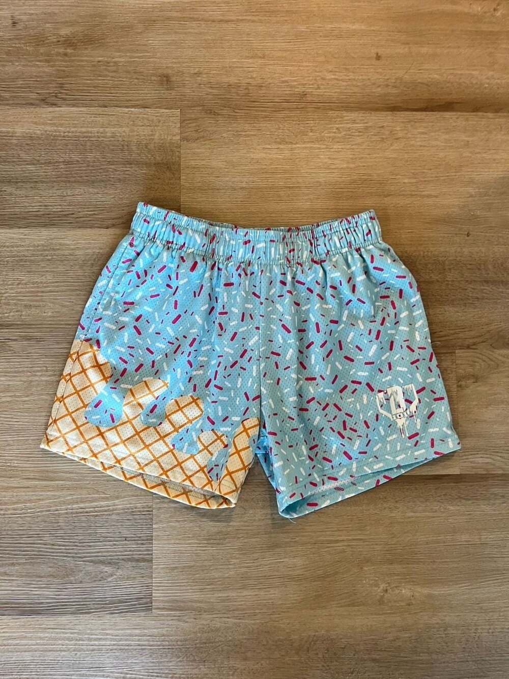 Baseball Lifestyle 101, Ice Cream Drip Cotton Candy Blue Shorts, Men’s Small